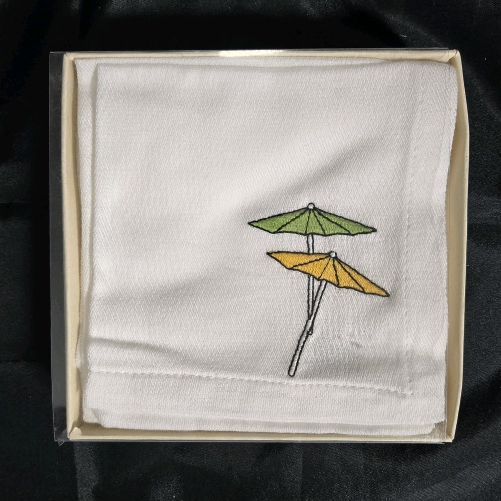White Cocktail Napkins Set Of Six By Pier 1 - Beach Umbrella Pattern 10" x‎ 10"